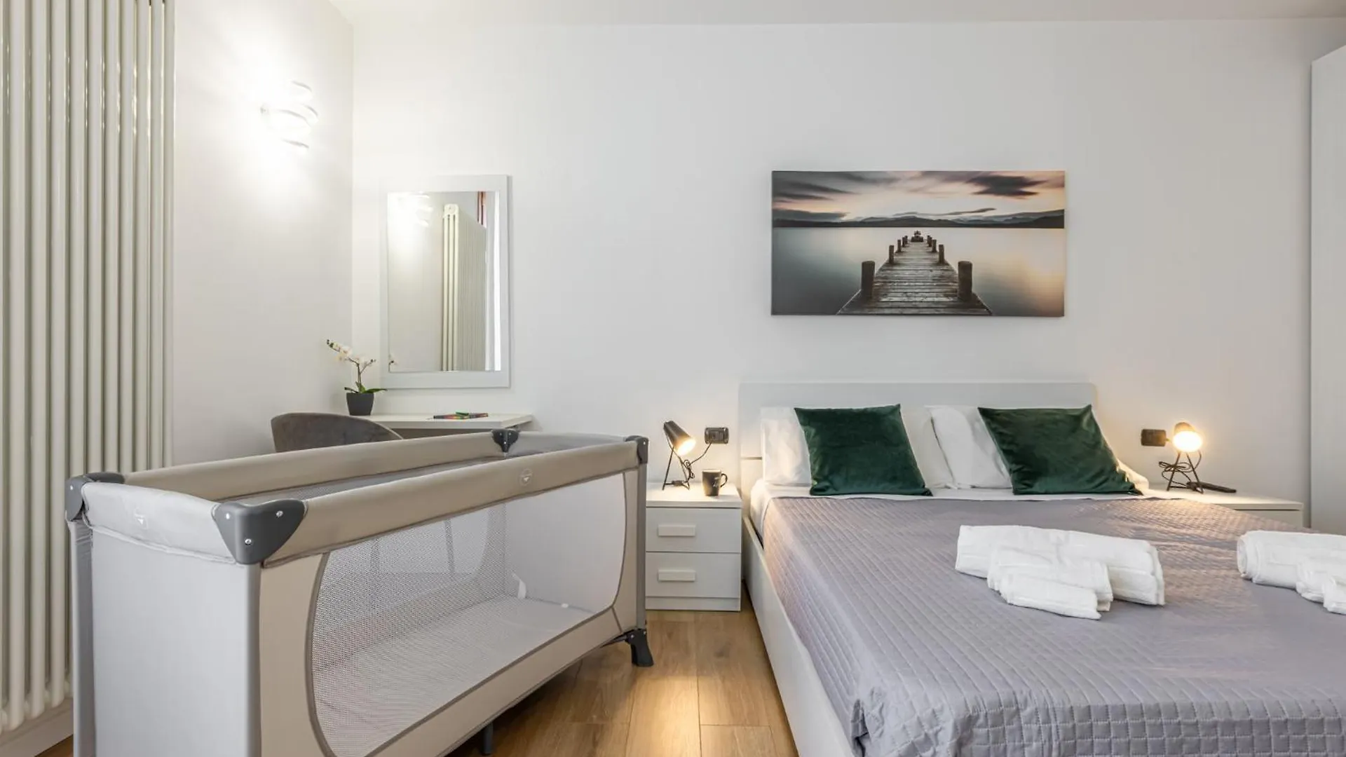 Lecco - Luxury Lago E Centro A 3' Design & Netflix Daire