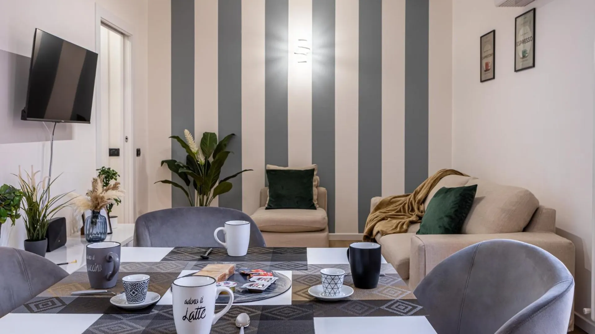 Lecco - Luxury Lago E Centro A 3' Design & Netflix Daire