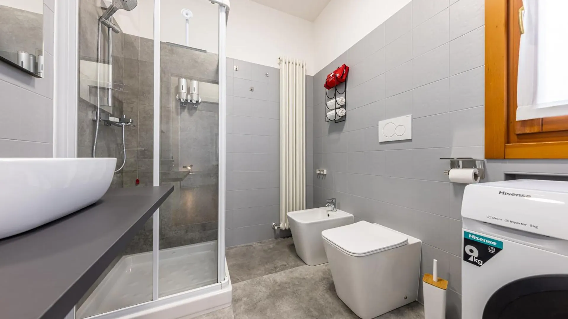Lecco - Luxury Lago E Centro A 3' Design & Netflix 0*,